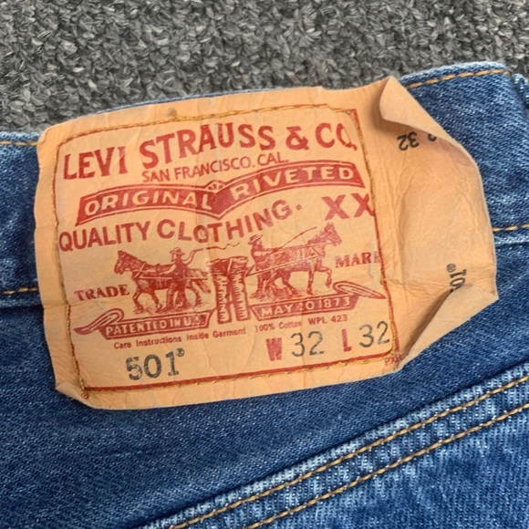 Vintage 501XX Levi’s shorts size 32 - Picture 3 of 3